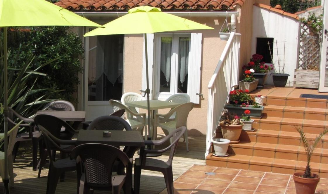Hotel & Cantine De La Les Sables-dʼOlonne