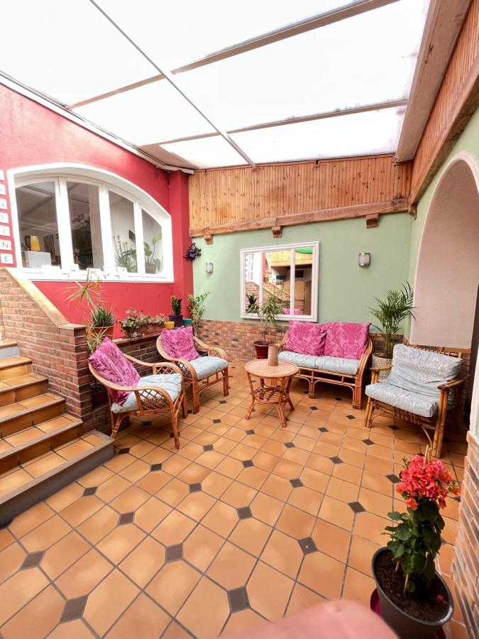 & Cantine De La 3*