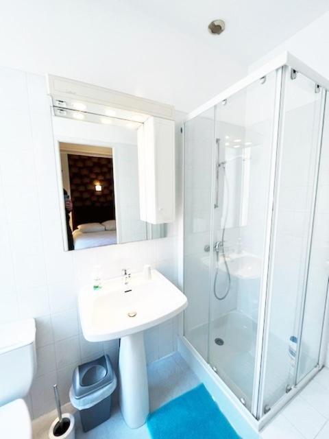 Hotel & Cantine De La Les Sables-dʼOlonne